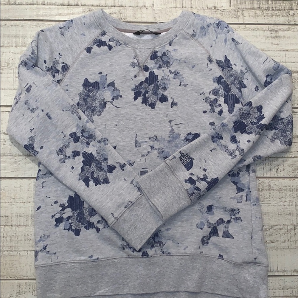 The north face medium crew neck floral pattern